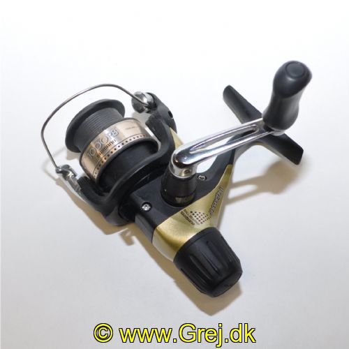 022255074322 - Shimano Hyperloop 1000 RB<LI>Dyna-Balance system<LI>Super stopper I<LI>Oversized Power Roller<LI>Gear Ratio 4.6:1<LI>Vægt 210 gram<LI>Kugleleje 1<LI>Linekapasitet 0.18/170 - 0.20/140 - 0.25/90 - 0.30/60