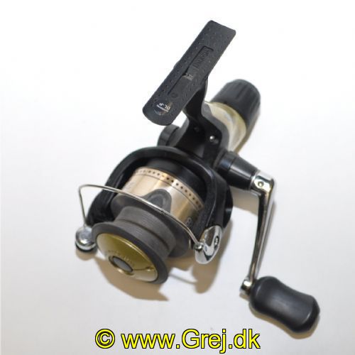 022255074339 - Shimano Hyperloop 2500 RB<LI>Dyna-Balance system<LI>Super stopper I<LI>Oversized Power Roller<LI>Gear Ratio 4.6:1<LI>Vægt 245 gram<LI>Kugleleje 1<LI>Linekapasitet 0.25/240 - 0.25/160 - 0.30/110