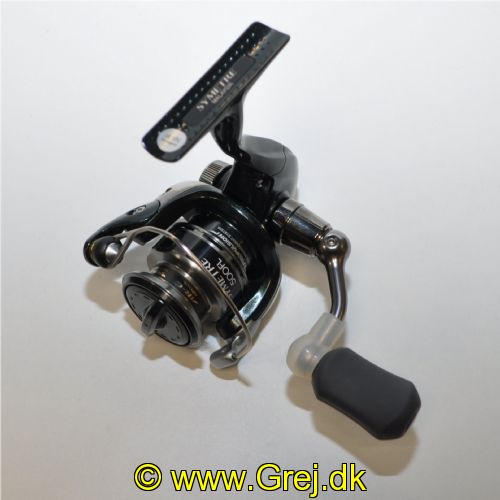 022255179485 - Shimano Symetre 500Fl spinnehjul - Gear Ratio: 4.7:1 - 4+1 lejer
Dette hjul er designet udelukkende til det amerikanske marked. Vi synes at det er så enormt godt at vi bare skulle har dem hjem.
Markets beste ul-hjul. En must have til alle ul-lystfisker.