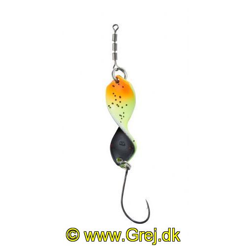 4005652856414 - Pro Staff Series Shooter Spoon - 27mm. - Vægt:2.5g. - Farve:Sort/orange, UV - 001 6041 010<br>This spoon is a real highlight: its unique propeller shape makes it turn on its own axis at the slightest pull, which drives the trout absolutely crazy. In our numerous tests, the Shooter also lured completely passive fish to bite. As it can be used extremely slowly, it is also a top spoon for winter fishing. The front and back of each spoon have contrasting colours which create a unique play of colours when turned. Each spoon features a micro triple swivel that safely prevents line twist. Can be thrown very far. Available in 2.5g and 3.5g.