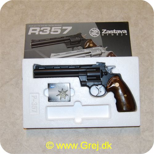 5707843001618 - Revolver. GNB. Zastava  R-357. sort<BR><BR>
Som i de gamle western film. denne udgave er en af de billigste typer som derfor også er lavet af plastic men en meget spændende udgave til western film/kampe og det er GAS udgaven så der er også en rimelig kraft bag skudene.<BR>
<BR>
Der er en lille pakke med skud med til pistolen.<BR>
<BR>
Se mere tilbehør og store flasker med kugler i undermenuen : Hardball - Airsoft tilbehør<BR>
<BR>
ASG laver hardball våben i meget høj kvalitet. de er lavet efter tegningerne fra de originale våben og med licens fra de originale våben fabrikanter så alt er tilpasset virkligheden så meget som overhovedet muligt.<BR>
<BR>
Disse våben må kun sælges til personer over 18 år. Du accepter ved bestilling at du er over 18 år.