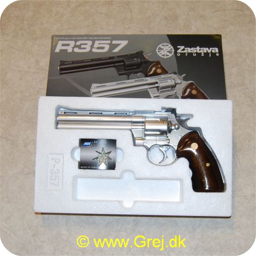 5707843001632 - Revolver. GNB. Zastava  R-357. sølv<BR><BR>
Som i de gamle western film. denne udgave er en af de billigste typer som derfor også er lavet af plastic men en meget spændende udgave til western film/kampe og det er GAS udgaven så der er også en rimelig kraft bag skudene.<BR>
<BR>
Der er en lille pakke med skud med til pistolen.<BR>
<BR>
Se mere tilbehør og store flasker med kugler i undermenuen : Hardball - Airsoft tilbehør<BR>
<BR>
ASG laver hardball våben i meget høj kvalitet. de er lavet efter tegningerne fra de originale våben og med licens fra de originale våben fabrikanter så alt er tilpasset virkligheden så meget som overhovedet muligt.<BR>
<BR>
Disse våben må kun sælges til personer over 18 år. Du accepter ved bestilling at du er over 18 år.